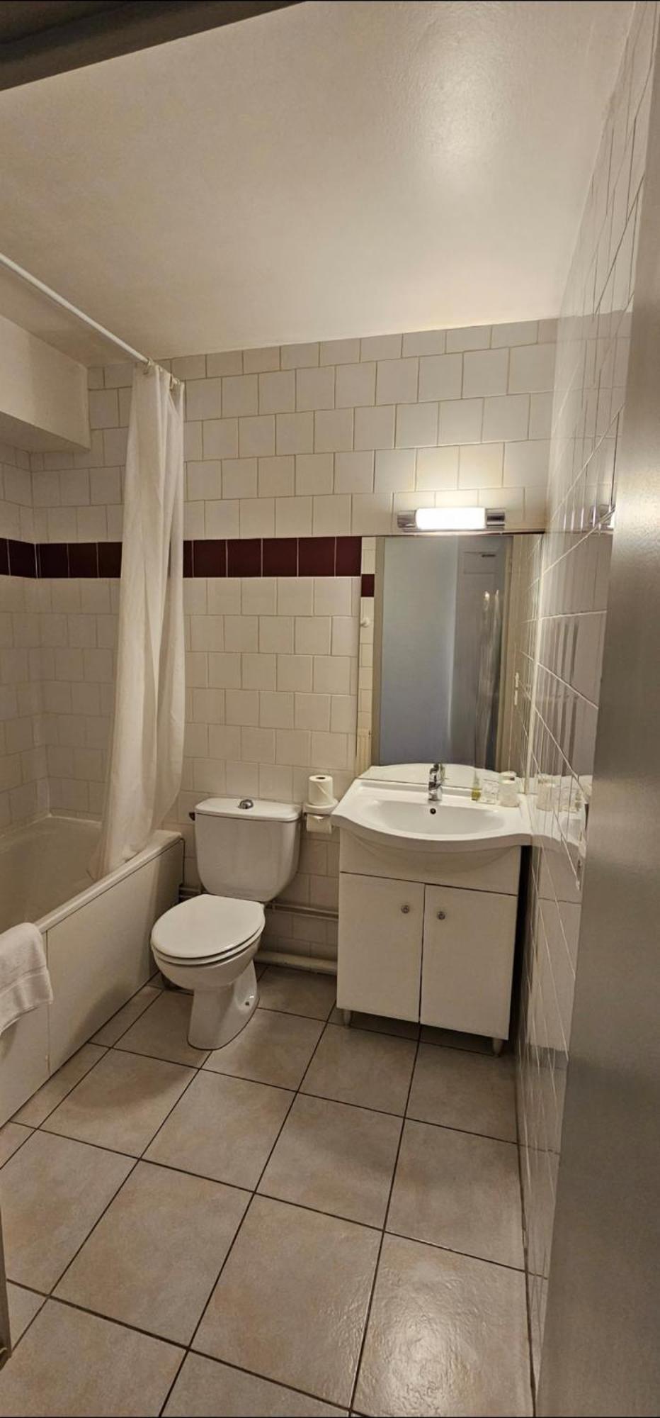 Hotel Lyon Sud, Pierre Benite, St Genis Laval Kültér fotó